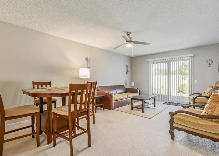 Quaint Abode I 1 Bedroom Ensuite, Patio, Sunsets *